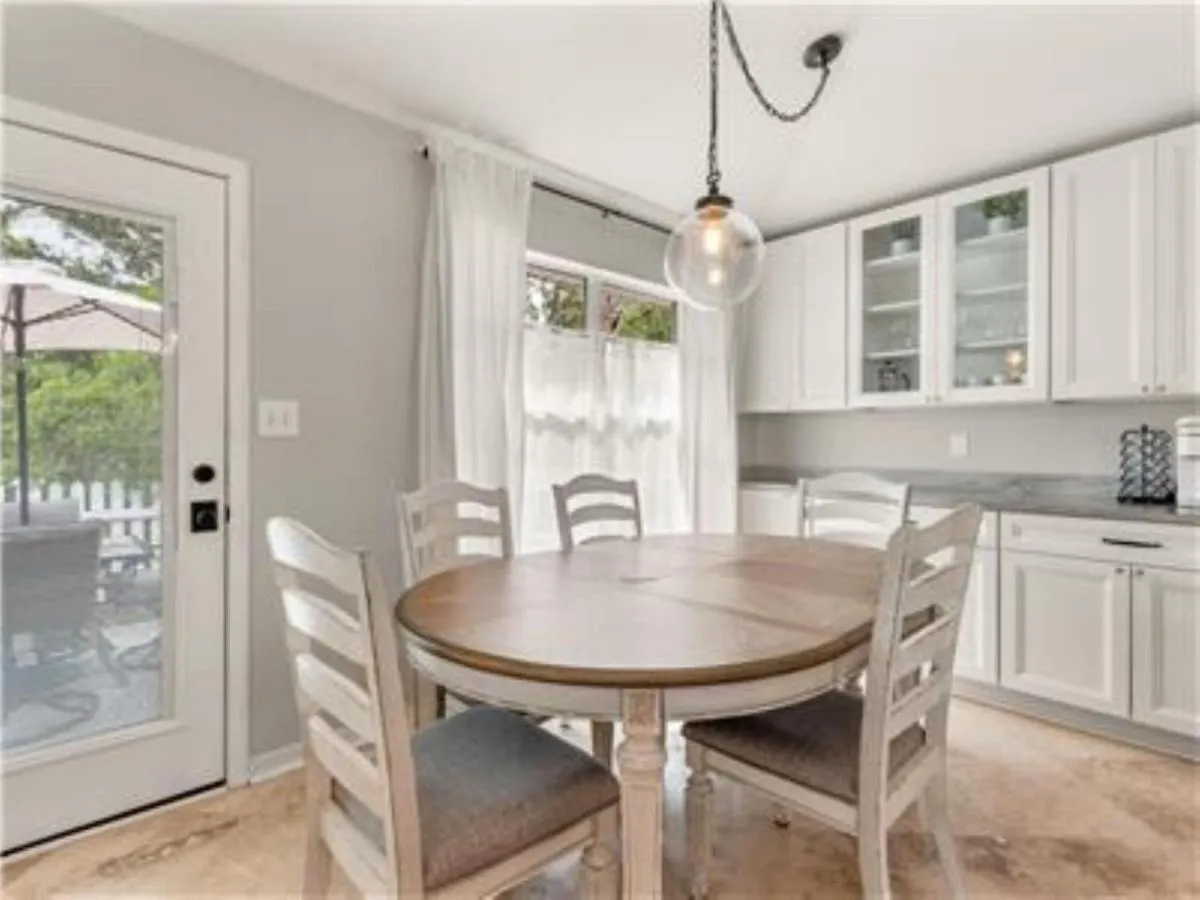 Coastal Rose- Maravilla Destin Holiday home