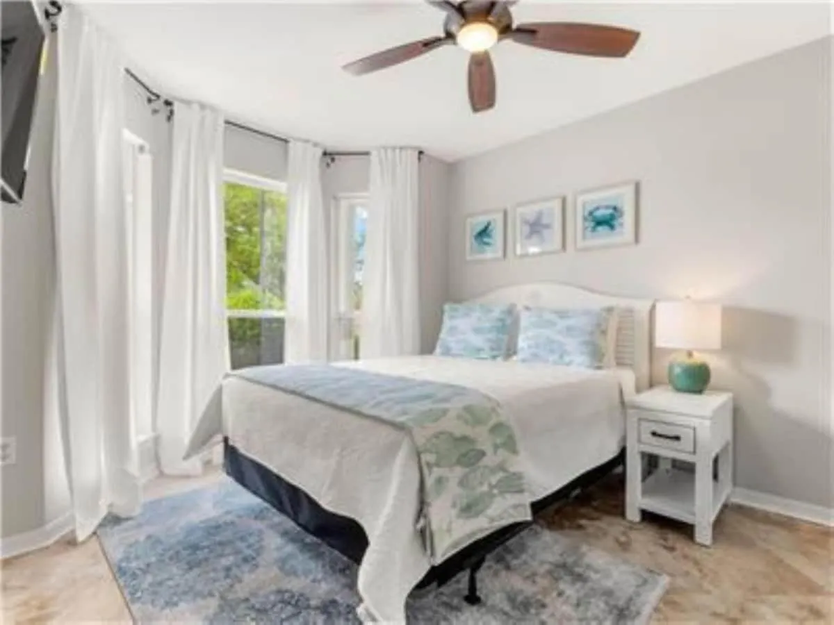 Coastal Rose- Maravilla Destin 0*,  United States